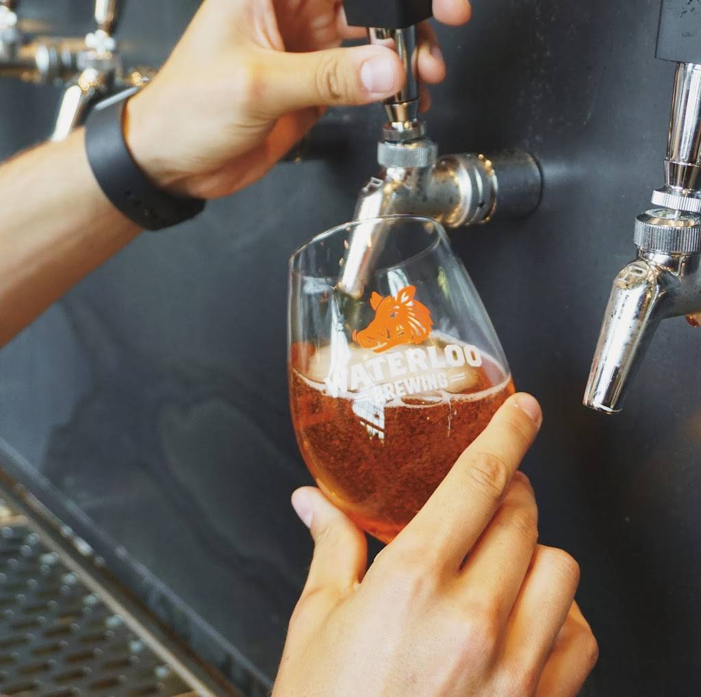 Waterloo Brewing Taphouse | restaurant | 400 Bingemans Centre Dr, Kitchener, ON N2B 3X9, Canada | 5197070660 OR +1 519-707-0660