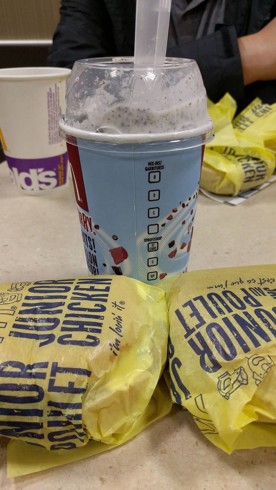 McDonalds | cafe | 1375 Baseline Rd, Ottawa, ON K2C 3G1, Canada | 6132257563 OR +1 613-225-7563