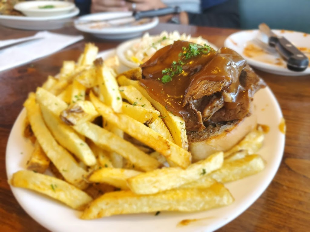 White Wolf Inn | restaurant | 146 Main St, Stratton, ME 04982, USA | 2072462922 OR +1 207-246-2922