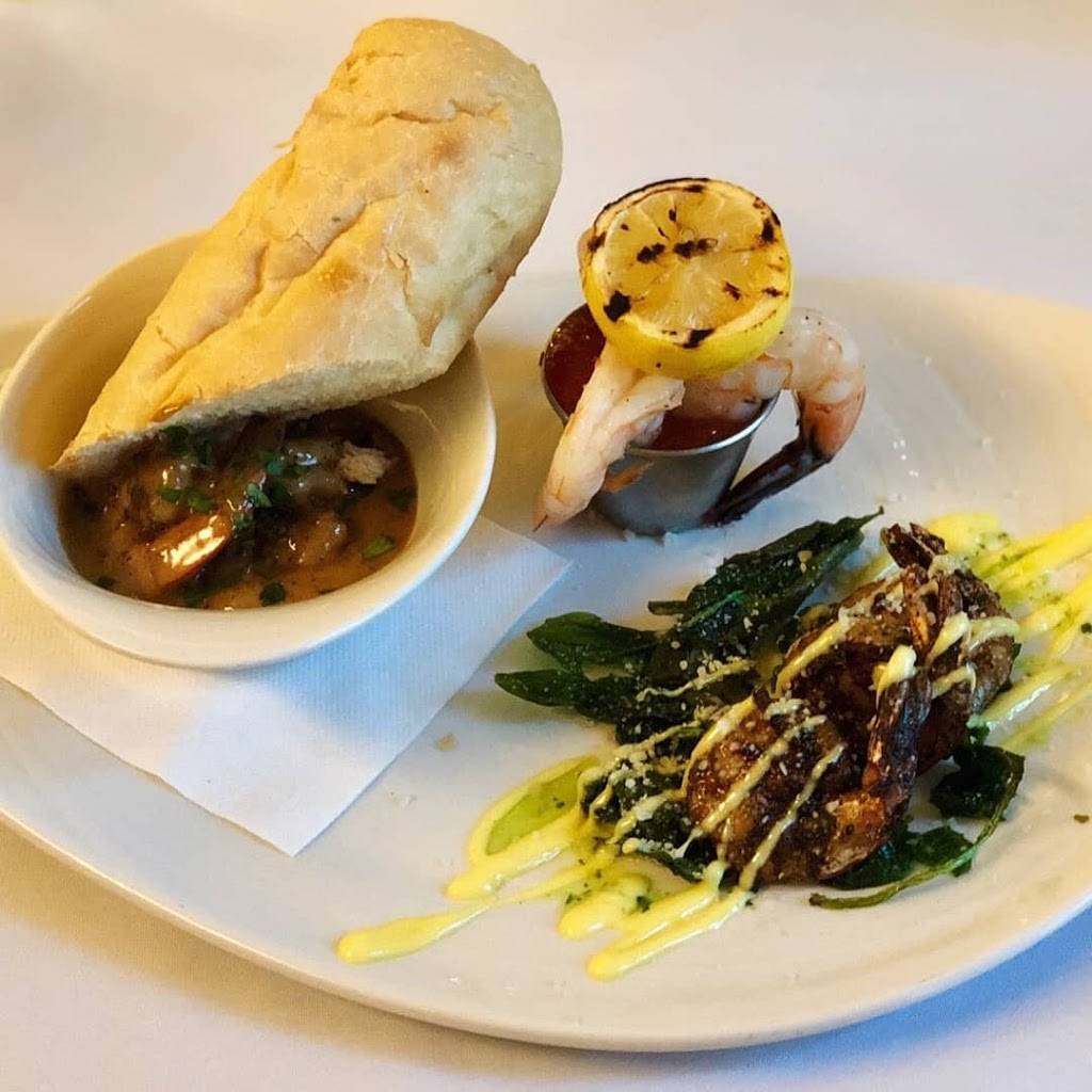 Magnolia House | restaurant | 280 Beach Blvd, Biloxi, MS 39530, USA | 2284362946 OR +1 228-436-2946