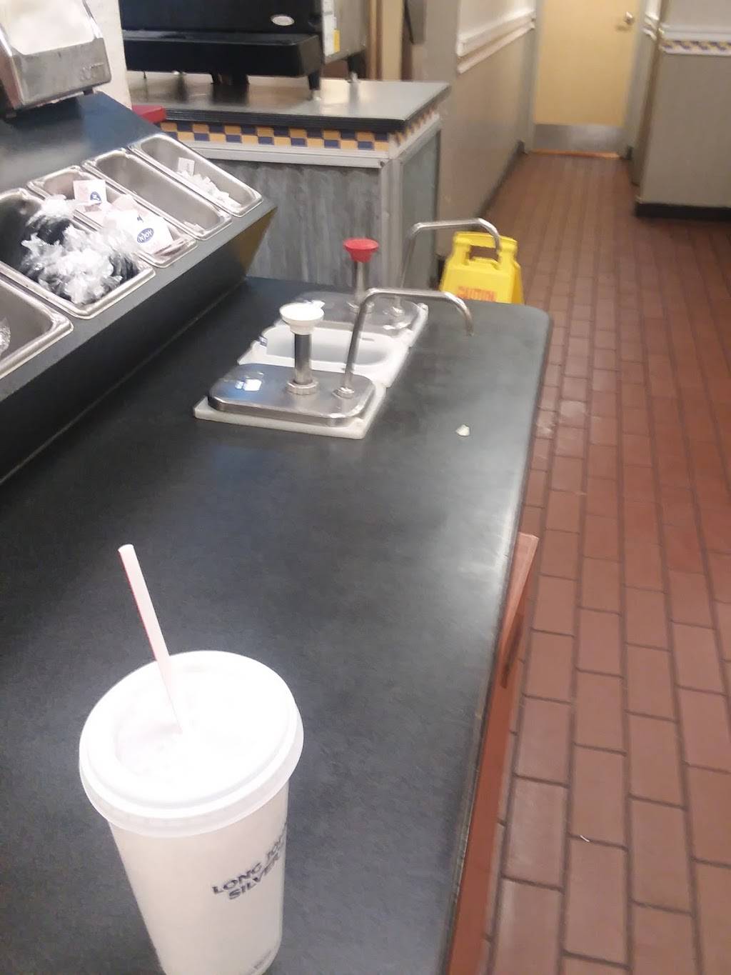 Long John Silvers | restaurant | 1801 N Valley Mills Dr, Waco, TX 76710, USA | 2547721966 OR +1 254-772-1966