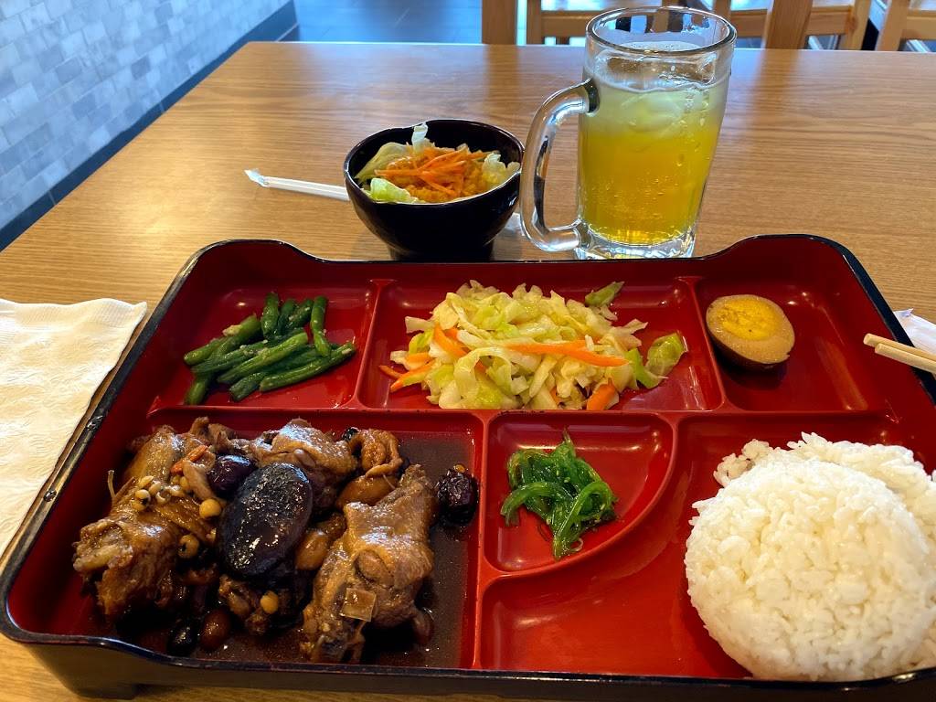 Chubbys Family Restaurant | restaurant | 10376 E Colonial Dr #124, Orlando, FL 32817, USA | 4073806006 OR +1 407-380-6006