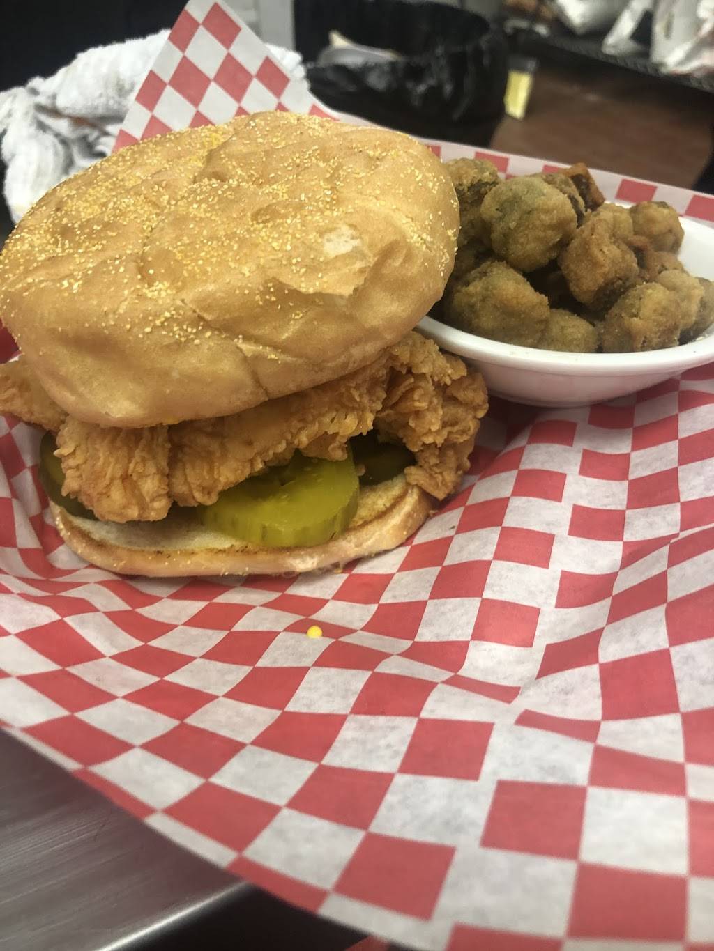 Alleana’s Southern Kitchen | restaurant | 119 Sparkleberry Ln, Columbia, SC 29229, USA | 8037085451 OR +1 803-708-5451