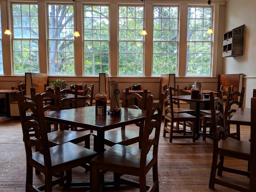 J.D.s On The Lake Bar-B-Que | restaurant | 4424 S Main St, Acworth, GA 30101, USA | 7709748434 OR +1 770-974-8434