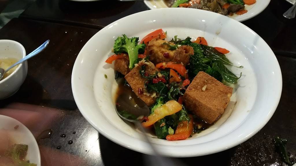 Bangkok Avenue | restaurant | 2350 Thousand Oaks Blvd, Thousand Oaks, CA 91362, USA | 8053799961 OR +1 805-379-9961