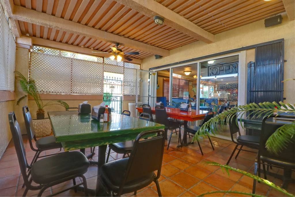 Las Islas Marias mariscos | restaurant | 16301 Main St, Hesperia, CA 92345, USA | 7609565300 OR +1 760-956-5300