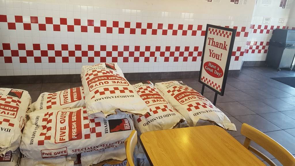 Five Guys | meal takeaway | 255 N 500 W Ste. A, Bountiful, UT 84010, USA | 8012923002 OR +1 801-292-3002