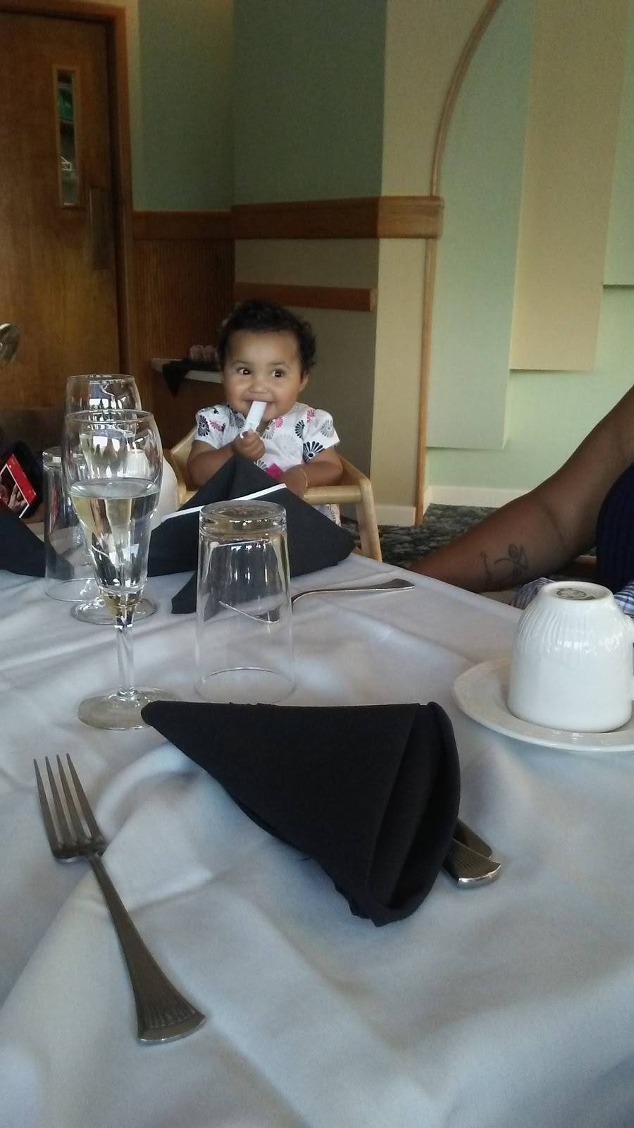 Pompeos Restaurant and Catering | restaurant | 485 W Main St, Branford, CT 06405, USA | 2034883384 OR +1 203-488-3384