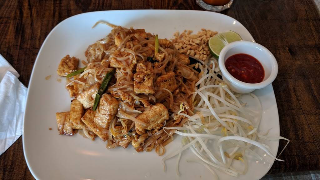 Sweet Basil Asian Kitchen | restaurant | 1227 Rockbridge Rd SW #210, Stone Mountain, GA 30087, USA | 7703810282 OR +1 770-381-0282