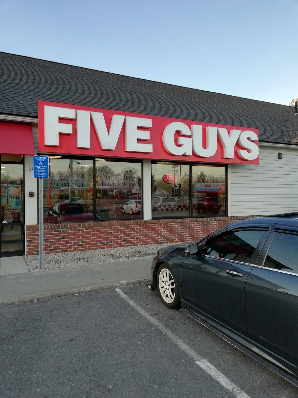 Five Guys | meal takeaway | 27 Westgate Dr, Brockton, MA 02301, USA | 7743817921 OR +1 774-381-7921