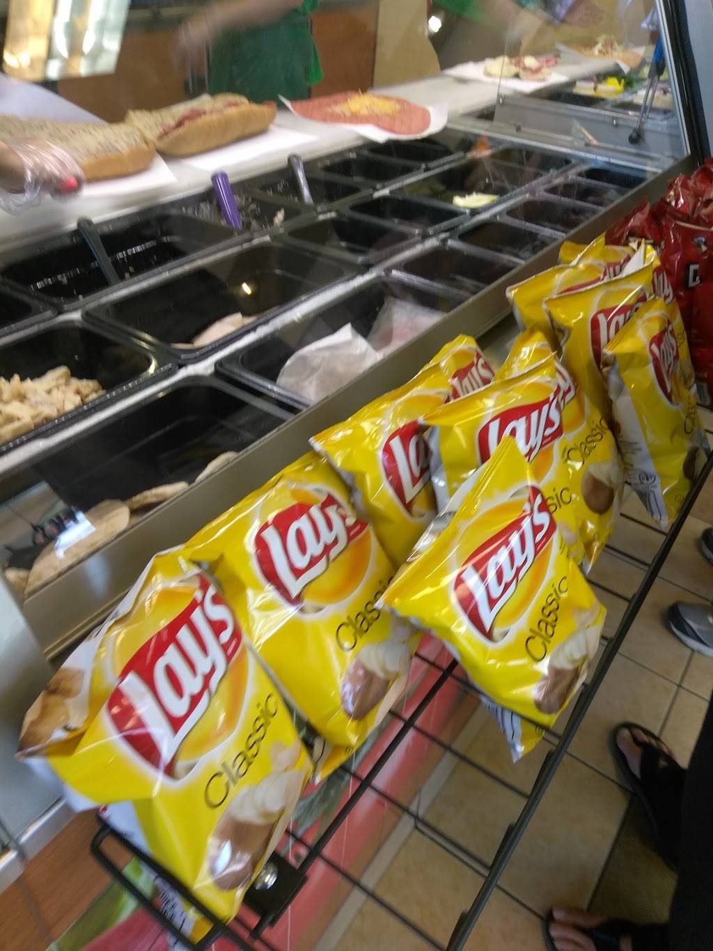 Subway Restaurants | restaurant | 15068 Summit Ave, Summit Heights Gateway Suite 500, Fontana, CA 92336, USA | 9098998805 OR +1 909-899-8805