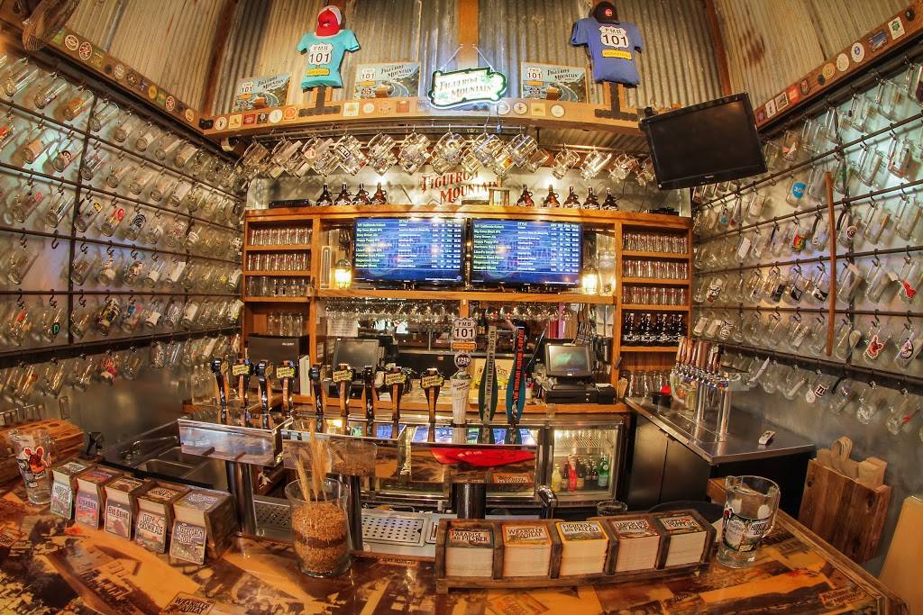 Figueroa Mountain Brewing Co. Buellton | restaurant | 45 Industrial Way, Buellton, CA 93427, USA | 8053509435 OR +1 805-350-9435