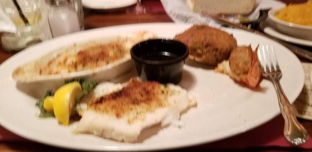 Governor Francis Inn Restaurant | restaurant | 1251 Warwick Ave, Warwick, RI 02888, USA | 4014638227 OR +1 401-463-8227