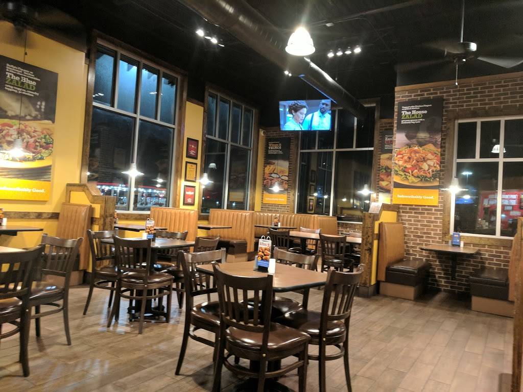 Zaxbys Chicken Fingers & Buffalo Wings | restaurant | 6017 W Reno Ave, Oklahoma City, OK 73127, USA | 4054701050 OR +1 405-470-1050