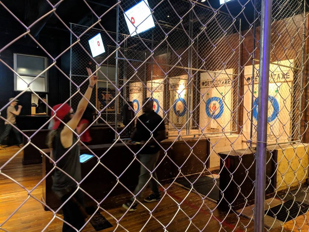 The Corner Grill, Bar + Game Room | restaurant | 344 W Nine Mile Rd, Ferndale, MI 48220, USA | 2482915470 OR +1 248-291-5470