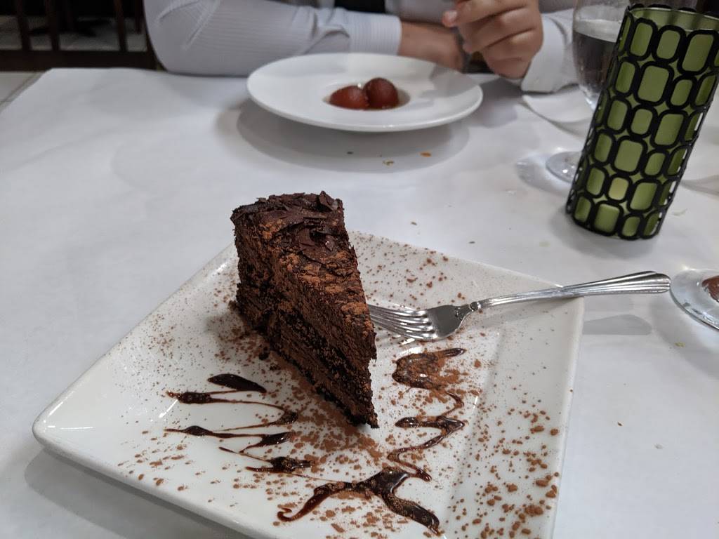 Milan Indian Restaurant | meal takeaway | 1817 Emmett St, Charlottesville, VA 22901, USA | 4349842828 OR +1 434-984-2828