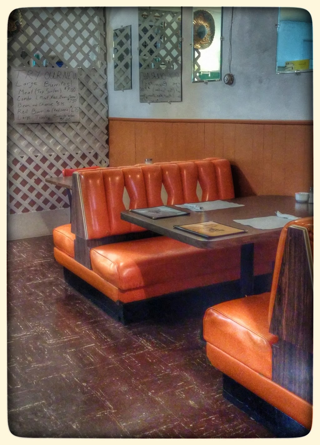 Valenzuelas Cafe | restaurant | 224 Chestnut St, Needles, CA 92363, USA | 7603262345 OR +1 760-326-2345