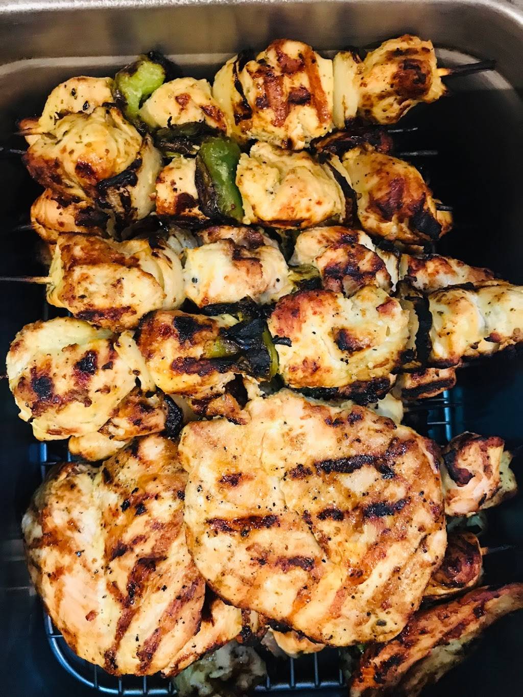 Au Vieux Duluth | restaurant | 5401 Boulevard des Galeries, Québec, QC G2K 1N4, Canada | 4186229745 OR +1 418-622-9745