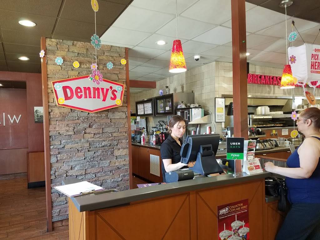 Dennys | restaurant | 1504 Gillette Rd, Pomona, CA 91768, USA | 9094616854 OR +1 909-461-6854
