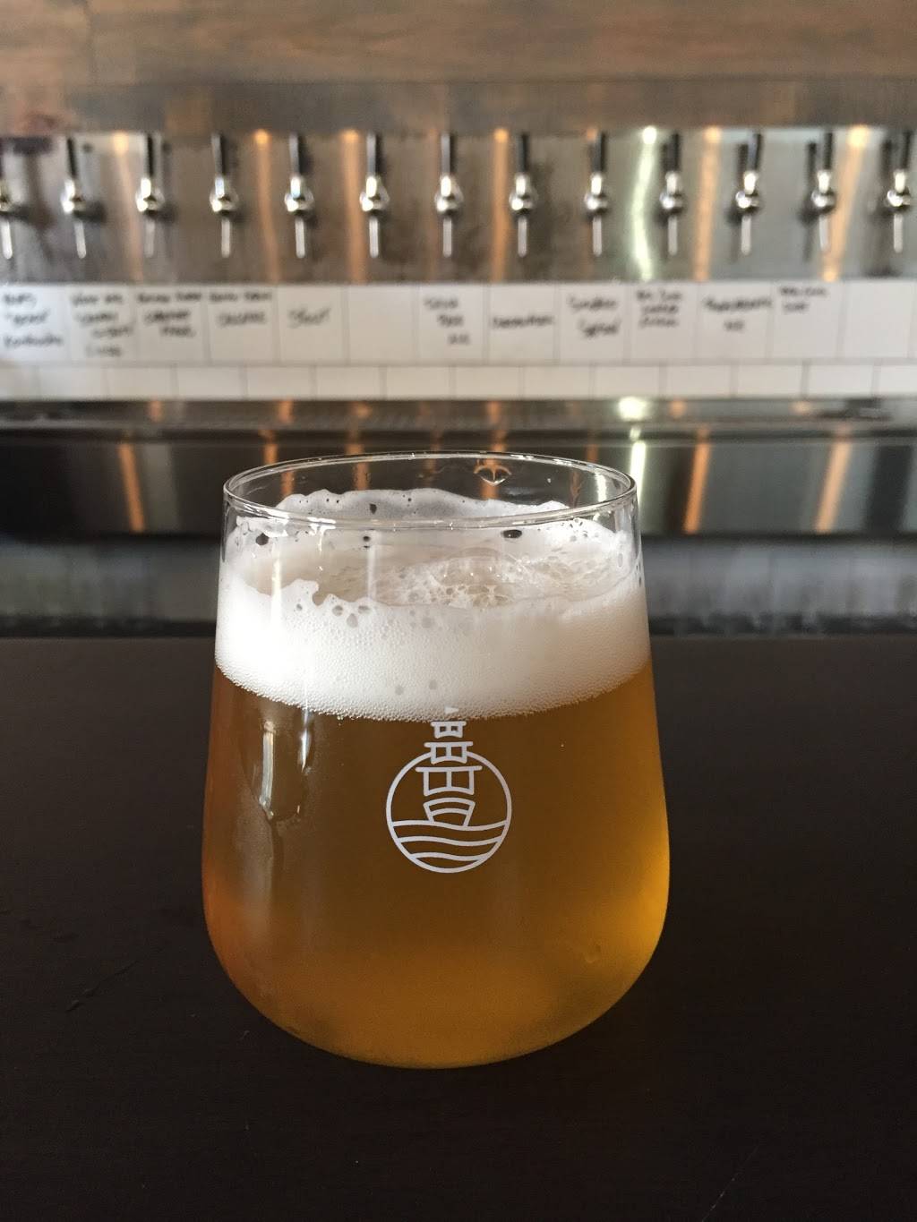 Godspeed Brewery | restaurant | 242 Coxwell Ave, Toronto, ON M4L 3B2, Canada | 4165512282 OR +1 416-551-2282