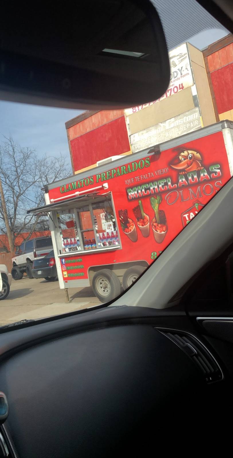 Micheladas Olmos | restaurant | 1201 S Ayers Ave, Fort Worth, TX 76105, USA | 8179641403 OR +1 817-964-1403