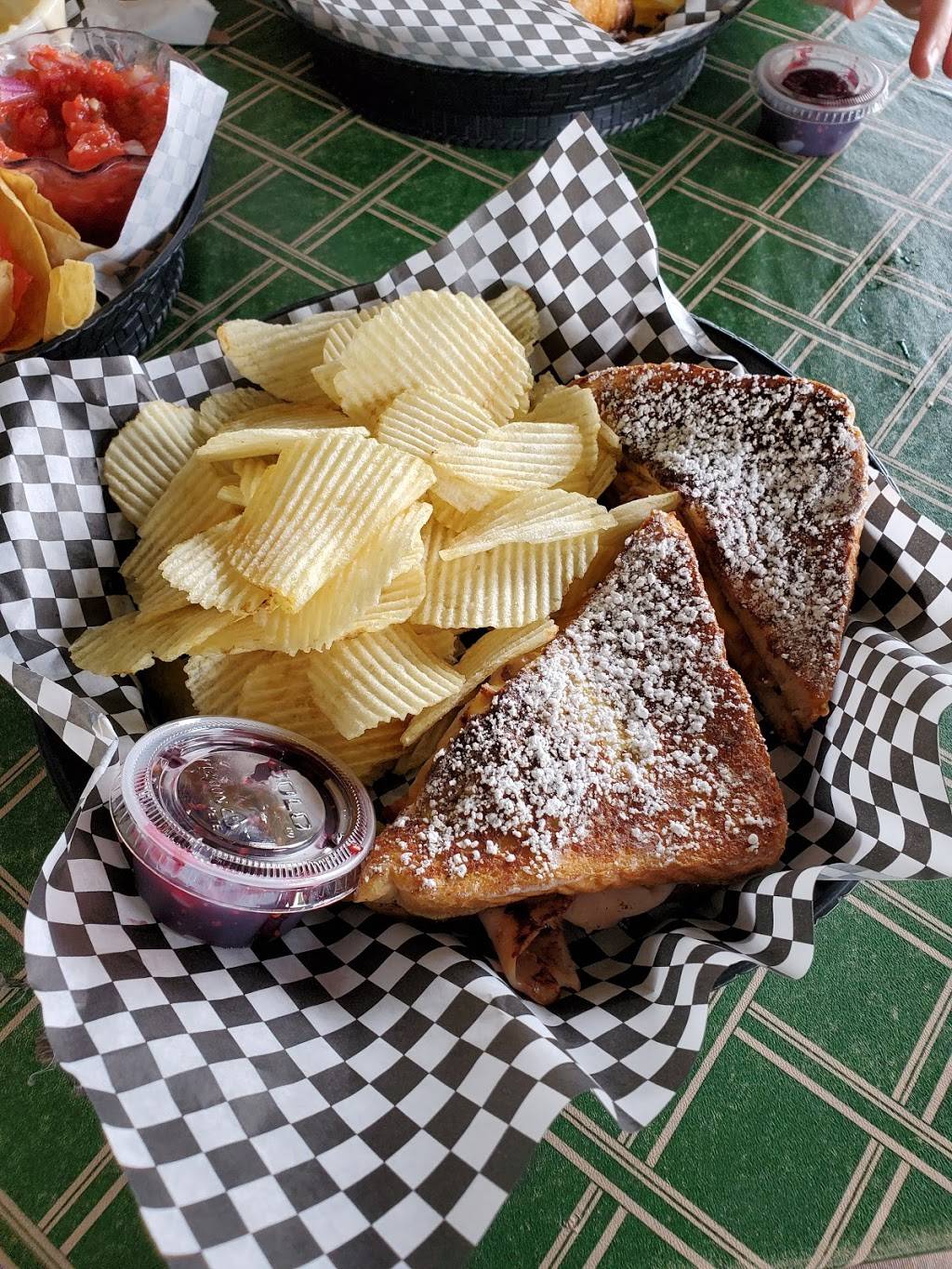 Balcony Bar & Restaurant | restaurant | 12 Spring St, Eureka Springs, AR 72632, USA | 4792537837 OR +1 479-253-7837