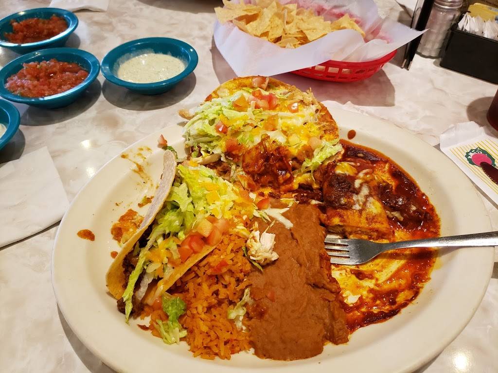 Chuys | restaurant | 8121 E Arapahoe Rd, Greenwood Village, CO 80112, USA | 7206997500 OR +1 720-699-7500