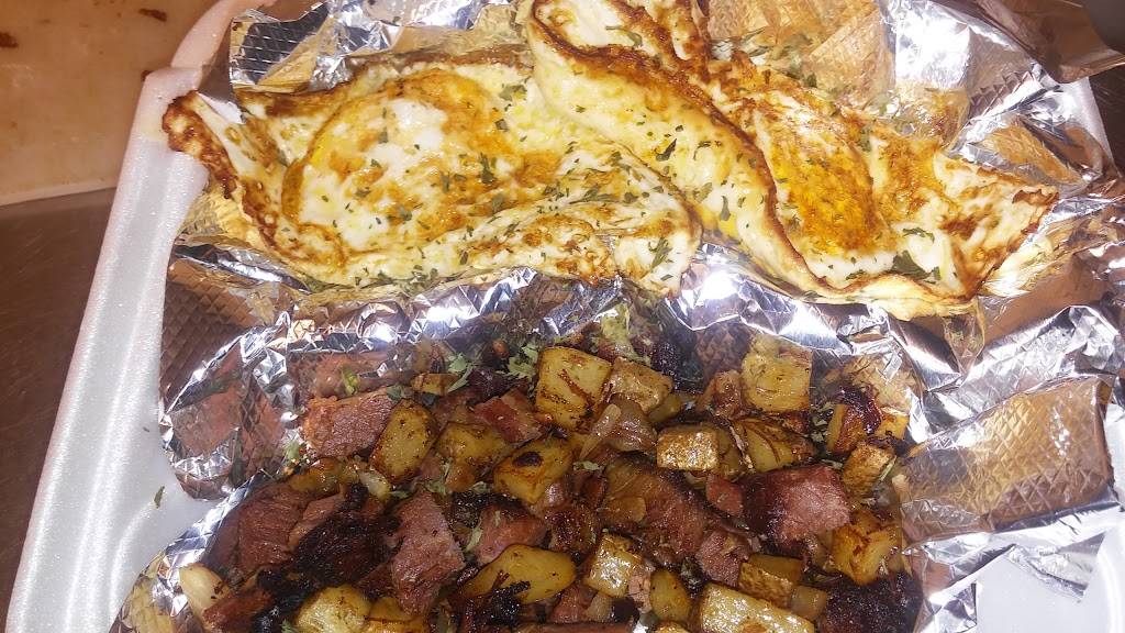 greedys | restaurant | 4338 E 71st St, Cleveland, OH 44105, USA | 2167386949 OR +1 216-738-6949