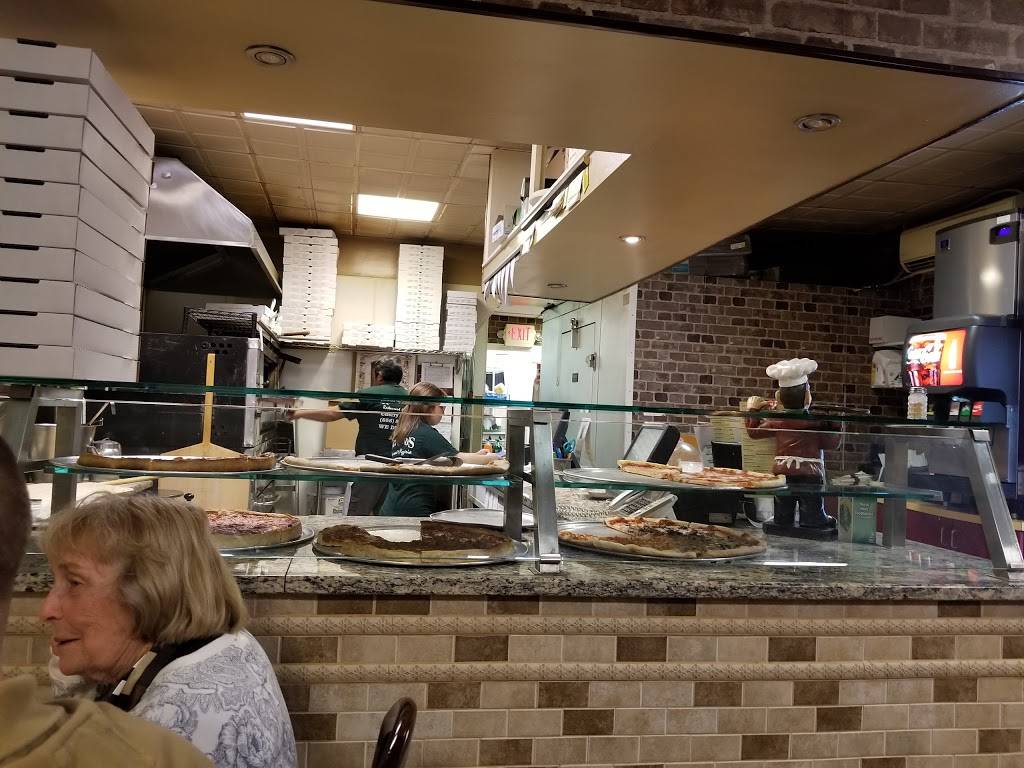 Raymonds Pizza | meal delivery | 1400 Kings Hwy N, Cherry Hill, NJ 08034, USA | 8568570500 OR +1 856-857-0500