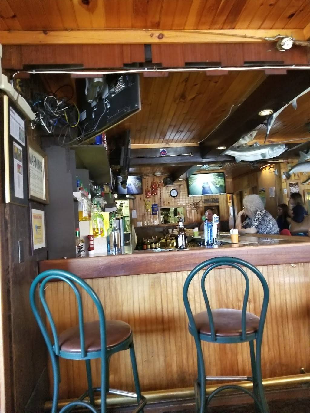 The Clam Bar | restaurant | 3914 Brewerton Rd, Syracuse, NY 13212, USA | 3154581662 OR +1 315-458-1662