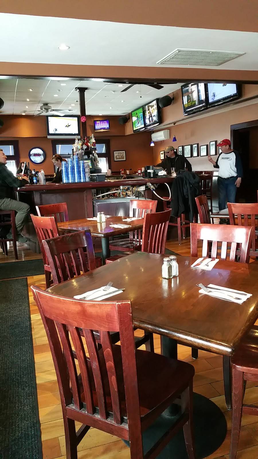 Main Street Grill | restaurant | 1400 Main St, Weymouth, MA 02190, USA | 7813370801 OR +1 781-337-0801