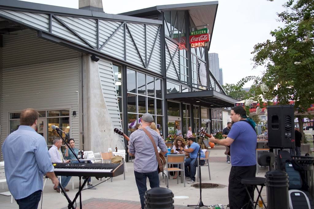 Rexs Seafood and Market | restaurant | 920 S Harwood St #150, Dallas, TX 75201, USA | 2142729372 OR +1 214-272-9372