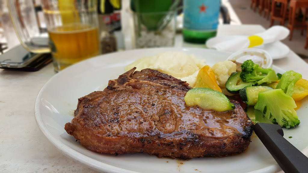 Oceans Ten | restaurant | 960 Ocean Dr, Miami Beach, FL 33139, USA | 3056041999 OR +1 305-604-1999