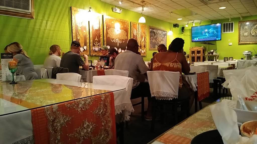 Bangkokville | meal takeaway | 395 Haywood Ln, Nashville, TN 37211, USA | 6158349250 OR +1 615-834-9250