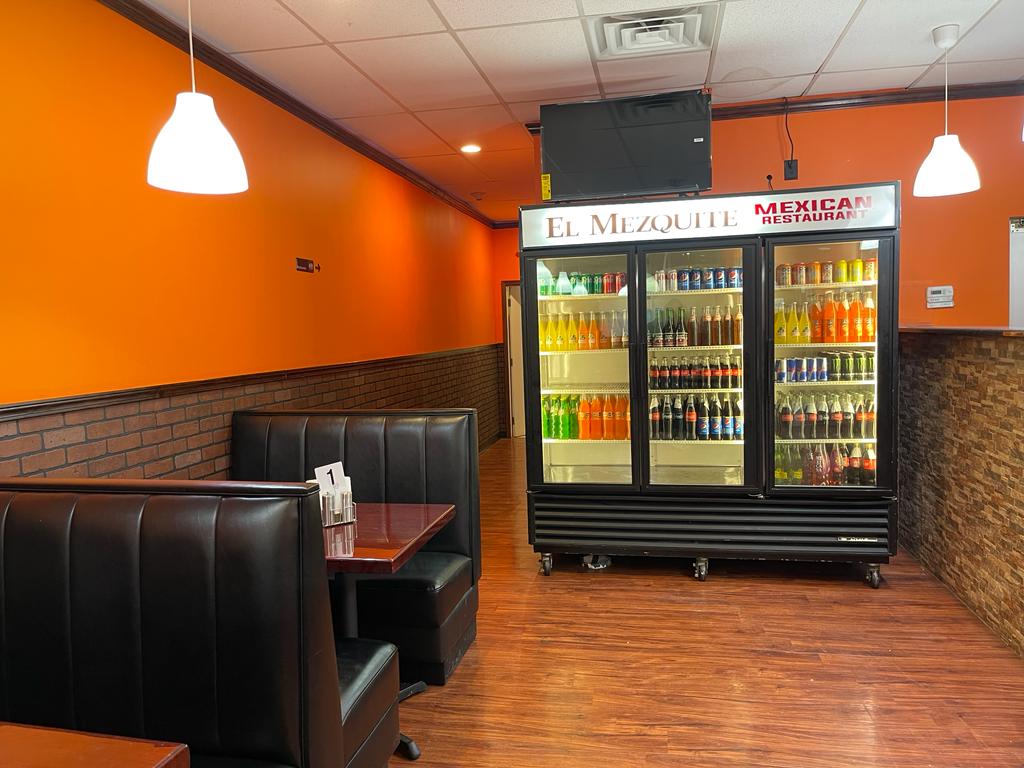 El Mezquite Mexican Restaurant | restaurant | 185 E Army Trail Rd, Glendale Heights, IL 60139, USA | 6302835942 OR +1 630-283-5942