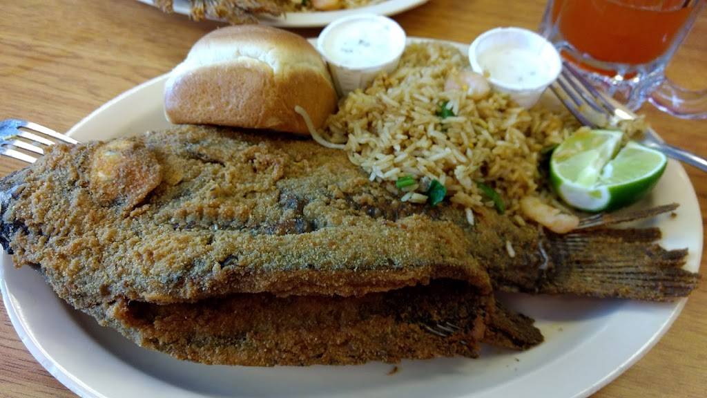 Connies Seafood Market & Restaurant | restaurant | 2525 Airline Dr, Houston, TX 77009, USA | 7138682144 OR +1 713-868-2144