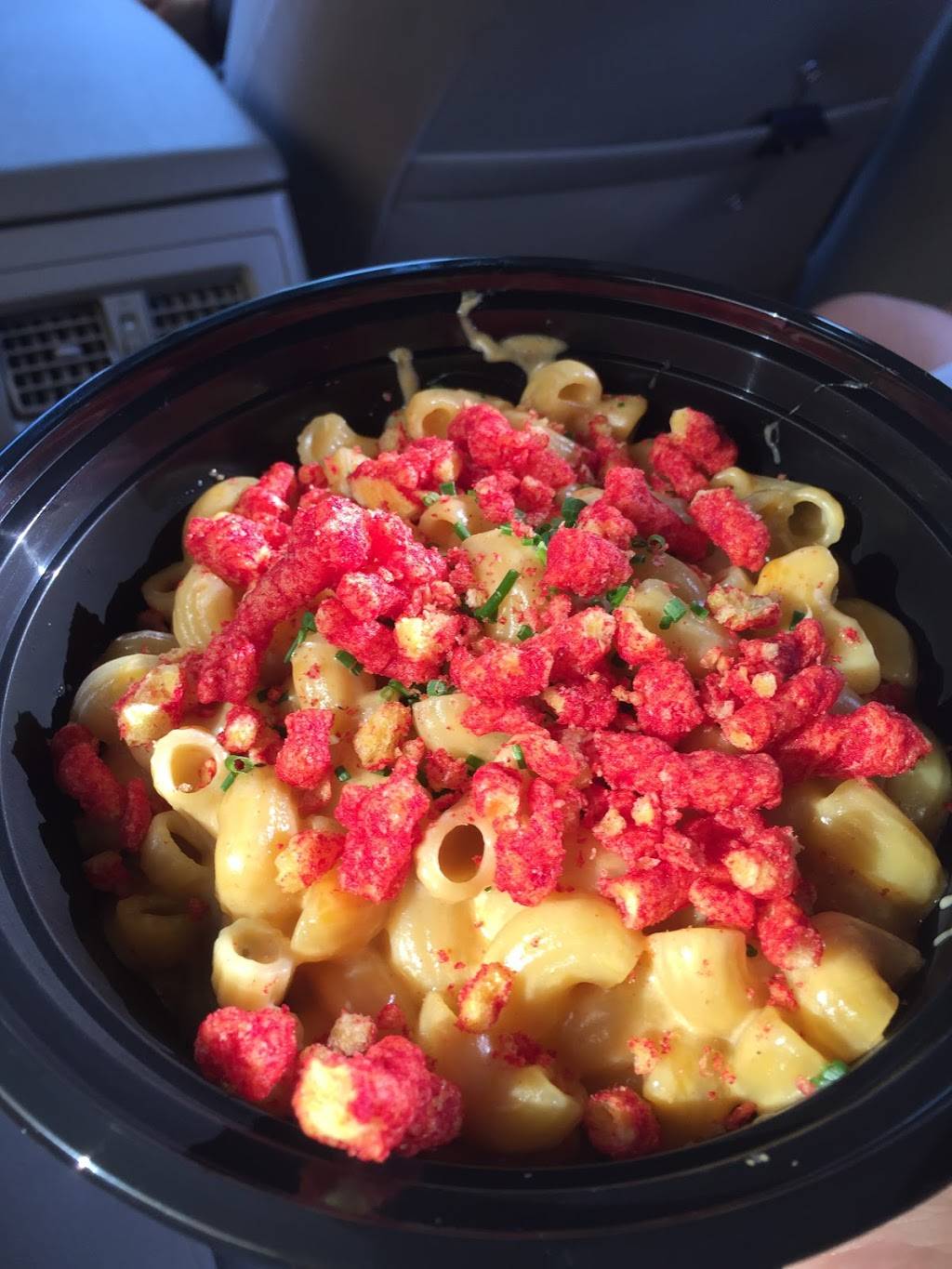 Belly Bombz kitchen | restaurant | 6717 Comstock Ave, Whittier, CA 90601, USA | 5626961111 OR +1 562-696-1111