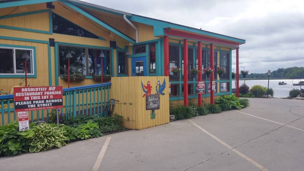 Sand Bar and Island Grill | restaurant | 9580, 3101 E Lake Shore Dr, Twin Lakes, WI 53181, USA | 2628779500 OR +1 262-877-9500