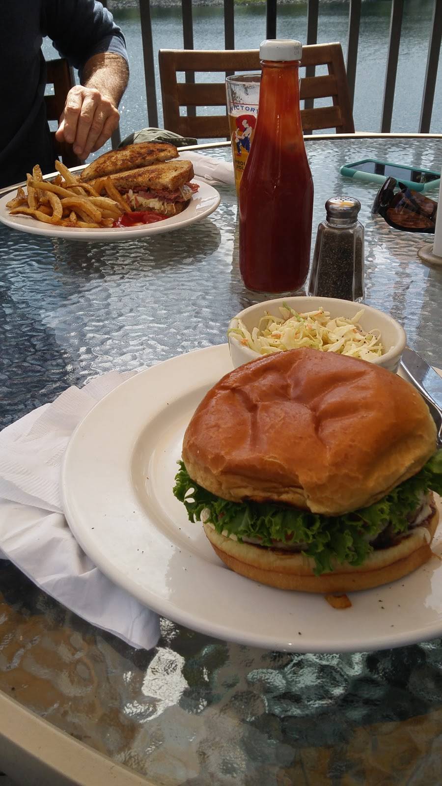 Ashfield Lakehouse | restaurant | 141 Buckland Rd, Ashfield, MA 01330, USA | 4136280158 OR +1 413-628-0158