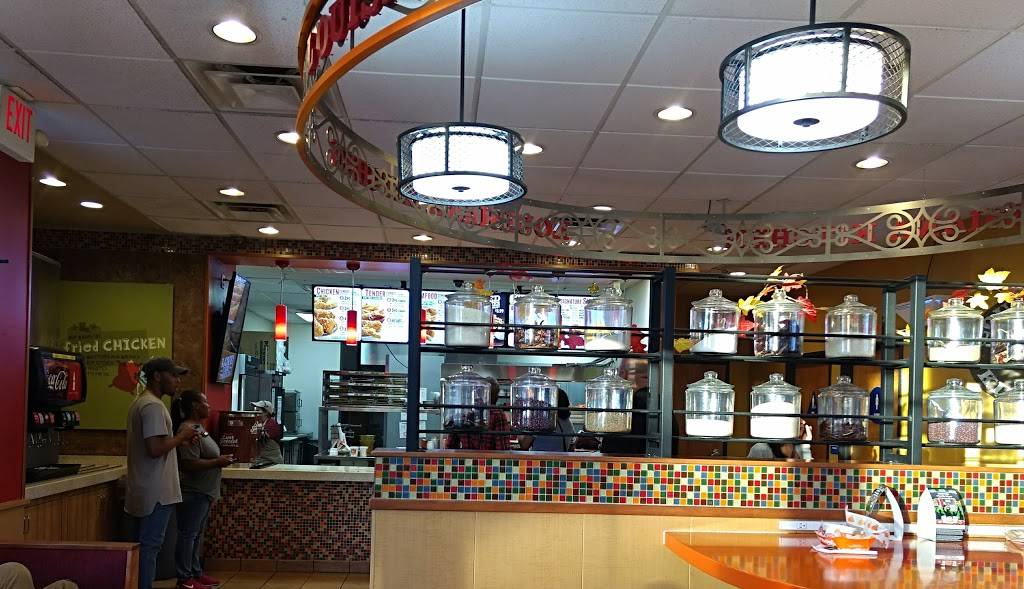 Popeyes Louisiana Kitchen | restaurant | 39462 Trade Center Dr, Palmdale, CA 93551, USA | 6612742575 OR +1 661-274-2575