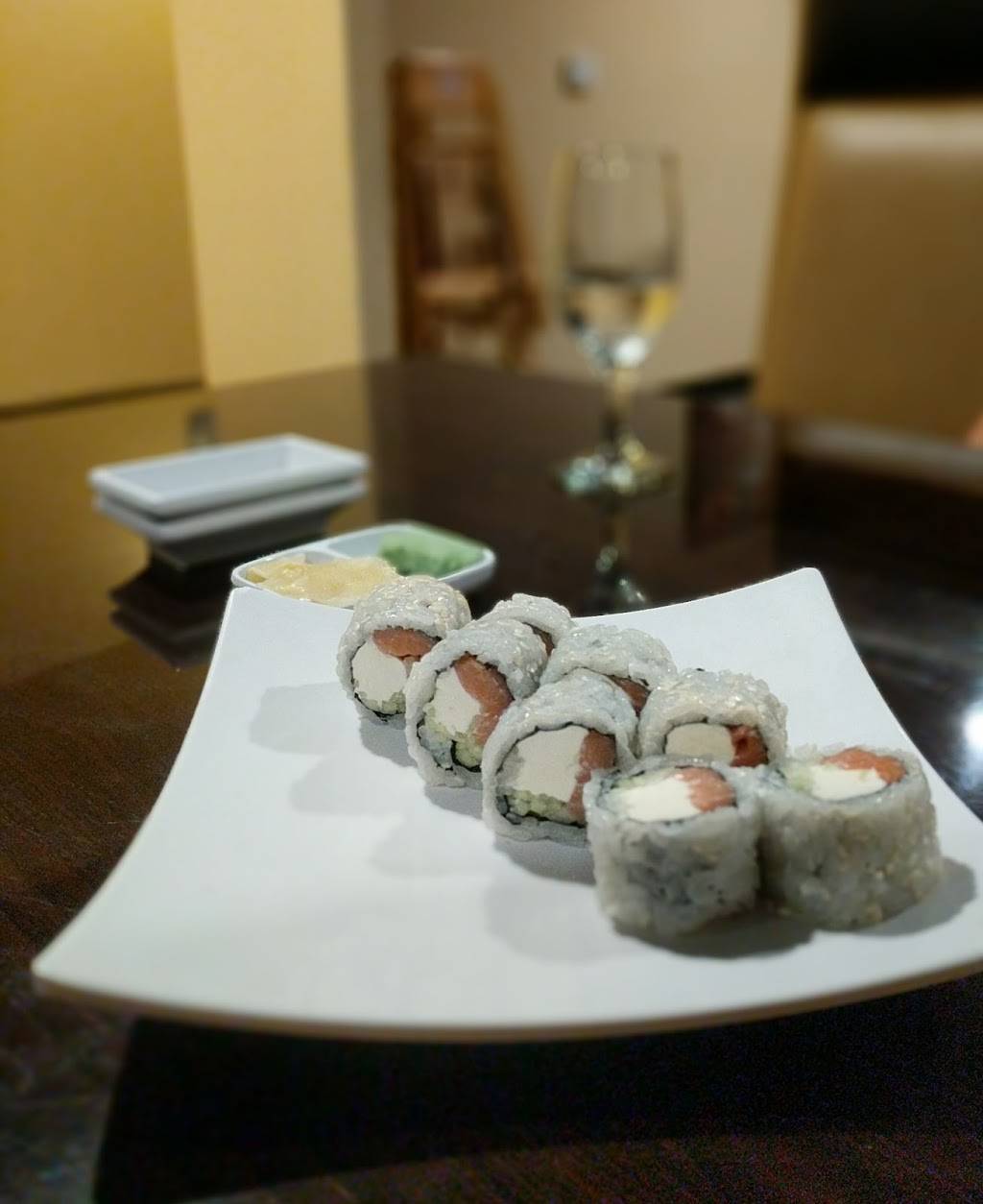 Take Maru Sushi | restaurant | 4076 Grass Valley Hwy i, Auburn, CA 95602, USA | 5308858889 OR +1 530-885-8889