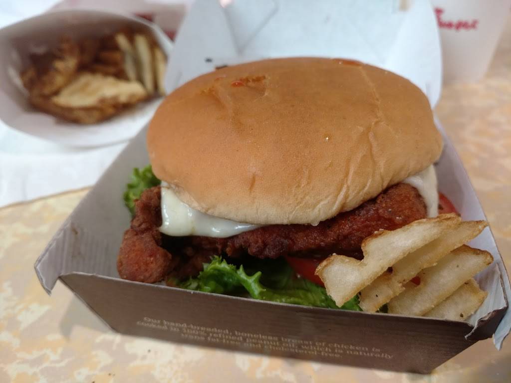 Chick-fil-A South Park Mall | meal takeaway | 2310 SW Military Dr Ste 108, San Antonio, TX 78224, USA | 2109271680 OR +1 210-927-1680