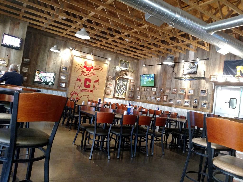 Curlys Inc | restaurant | 108 E State St, Colon, MI 49040, USA | 2694329087 OR +1 269-432-9087