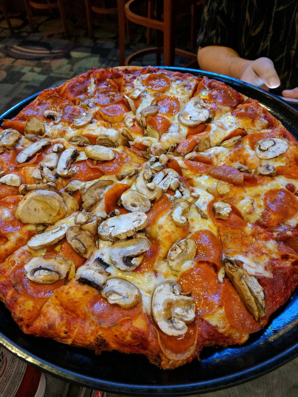 Shakeys Pizza Parlor | restaurant | 2234 W Valley Blvd, Alhambra, CA 91803, USA | 6262897851 OR +1 626-289-7851