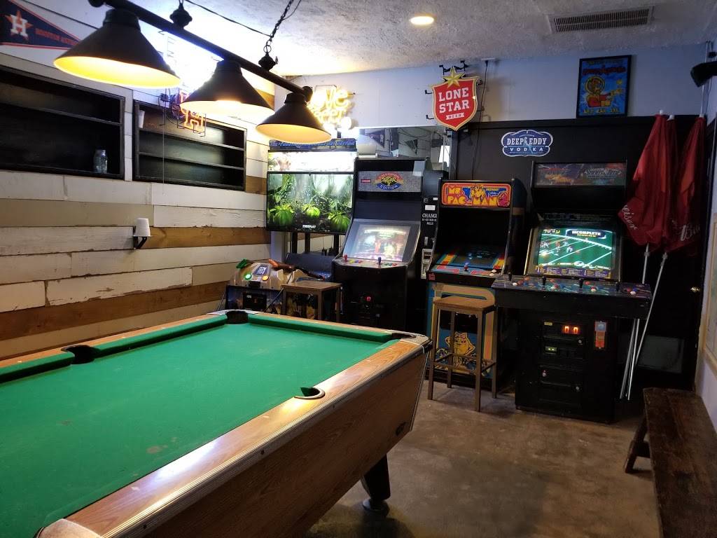 Ladybirds | restaurant | 5519 Allen St, Houston, TX 77007, USA | 7133937647 OR +1 713-393-7647