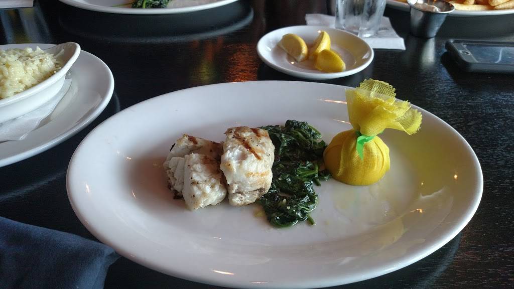 Shulas 347 Grill | restaurant | 2974 International Pkwy, Lake Mary, FL 32746, USA | 4075313567 OR +1 407-531-3567