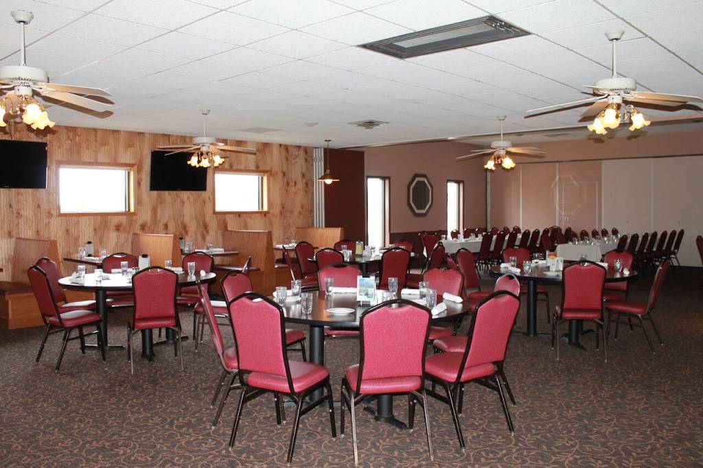 Maxfields Restaurant | restaurant | 11228 N Wyman Rd, Blanchard, MI 49310, USA | 9894275630 OR +1 989-427-5630