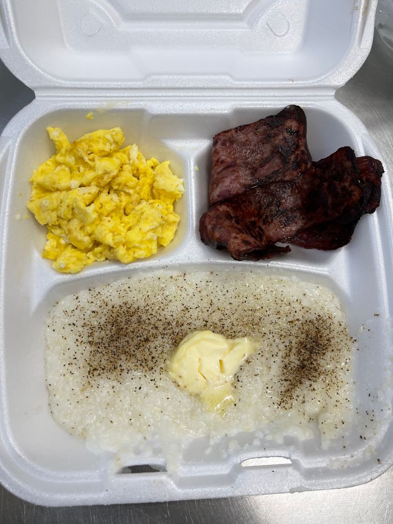 Spruce Breakfast & Lunch | restaurant | 5605 Spruce St, Philadelphia, PA 19139, USA | 2156609795 OR +1 215-660-9795