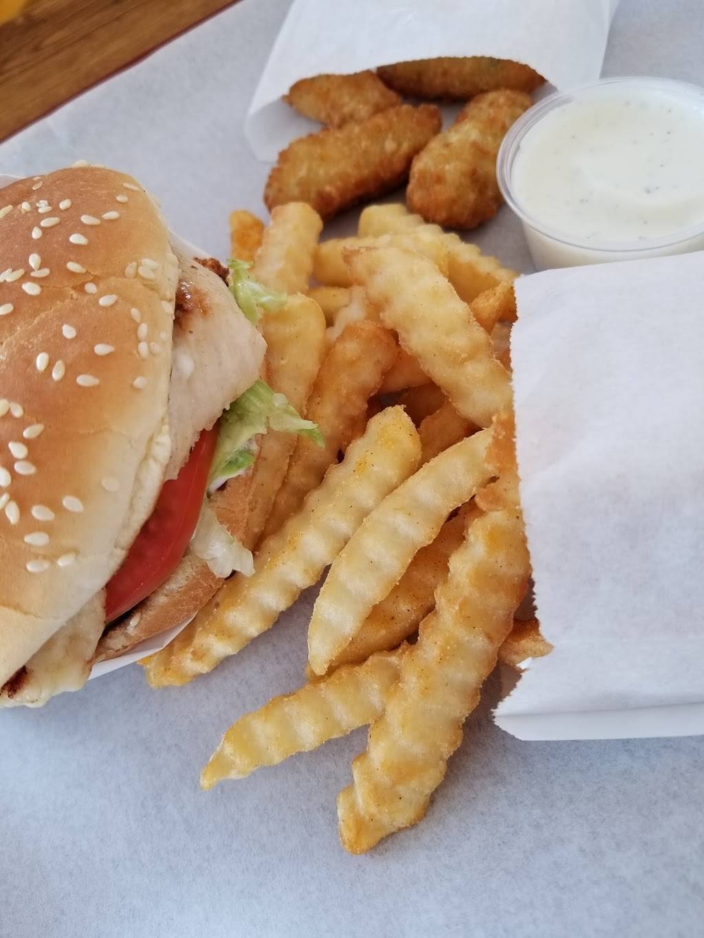 Elmers Drive-In | restaurant | 1112 Cecil Ave, Delano, CA 93215, USA | 6617258736 OR +1 661-725-8736