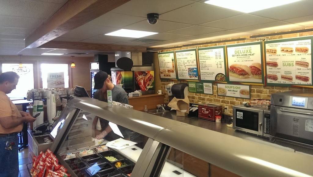 Subway Restaurants | restaurant | 122 S Marion St, Cardington, OH 43315, USA | 4197188005 OR +1 419-718-8005